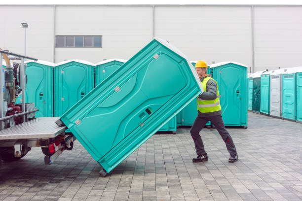 Portable Toilet Options We Offer in Lake Mary Jane, FL